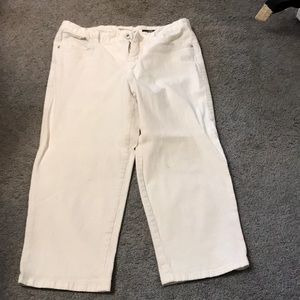 Women’s capris